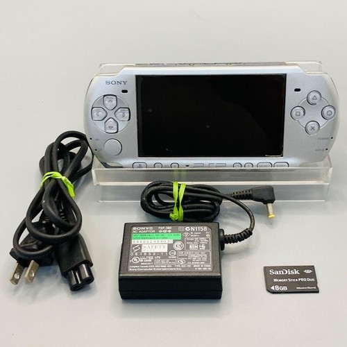 Sony psp 3000 - mystic, silver